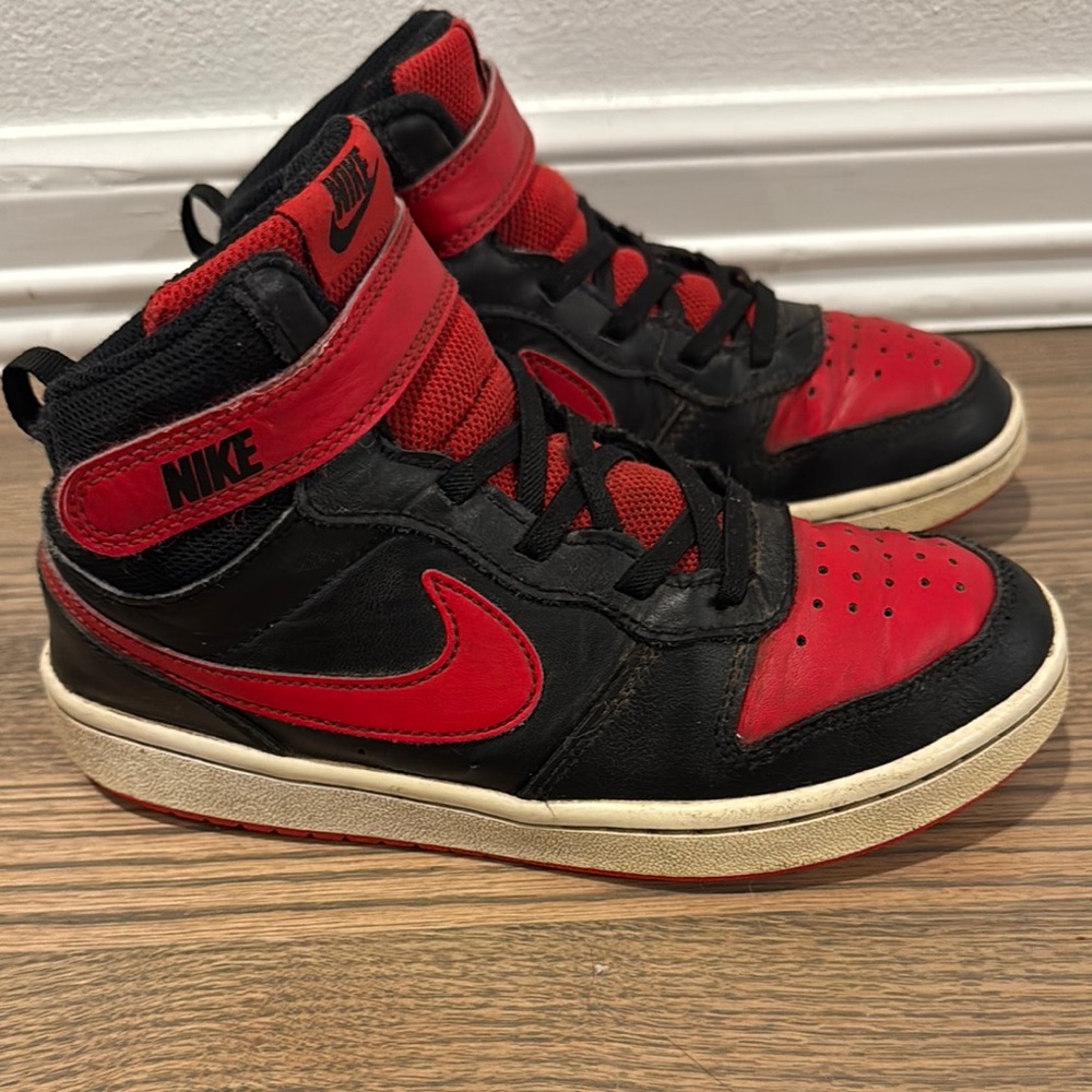 Nike Kids Sneakers - Black and Red